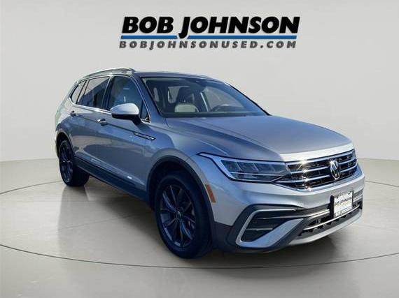 VOLKSWAGEN TIGUAN 4MOTION 2022 3VV2B7AX9NM126628 image